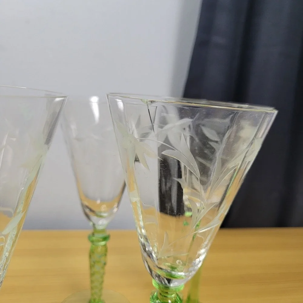 Vintage Uranium Etched Floral Stemware Glass Set of 6 Wine Goblet Optic
